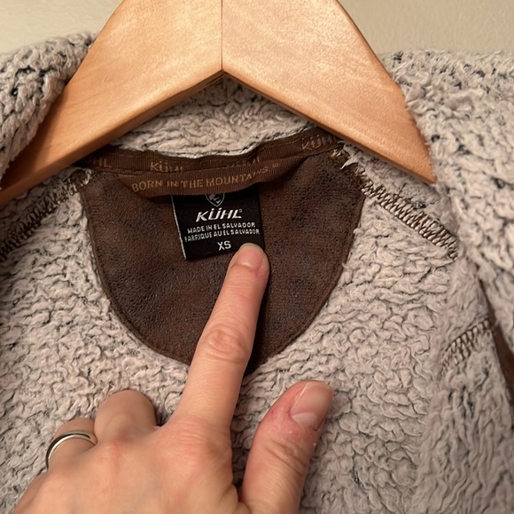 Kuhl Flight Jacket with stowaway hood; sz x-small - Picture 7 of 9